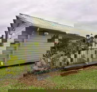 Mena Creek Flower House - Accommodation Perth