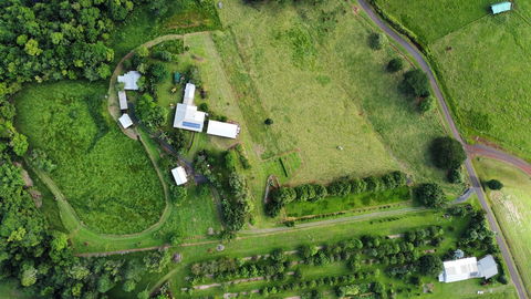 Mena Creek Flower House - Accommodation Perth 1