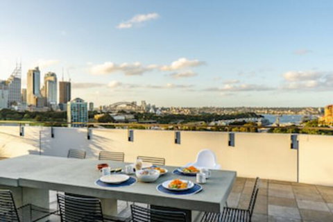 Sydney East Luxury Apartment - Accommodation Perth 0