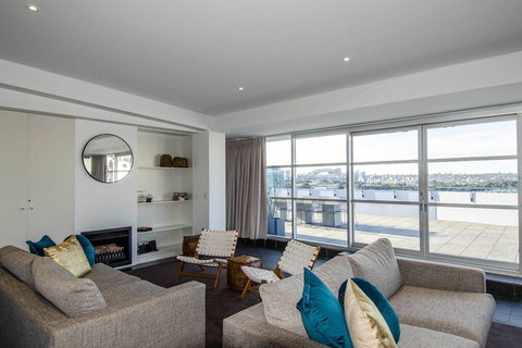 Sydney East Luxury Apartment - Accommodation Perth 4