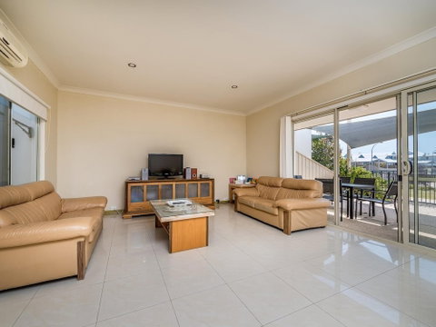 Seafront Unit 49 - Accommodation Perth 4