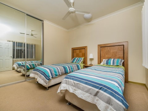 Seafront Unit 49 - Accommodation Perth 5