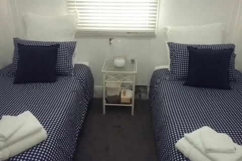 Langley Cottage B & B - Perth Resorts 5
