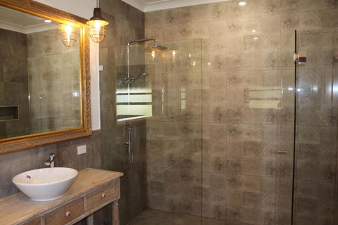 Montville House On The Hill - Accommodation Perth 2