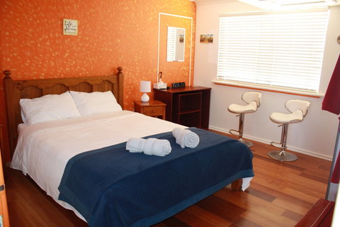 Shark Bay B & B - Perth Resorts 4