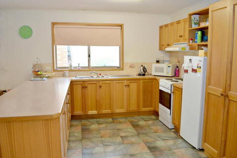 Chillax - Accommodation Perth 5