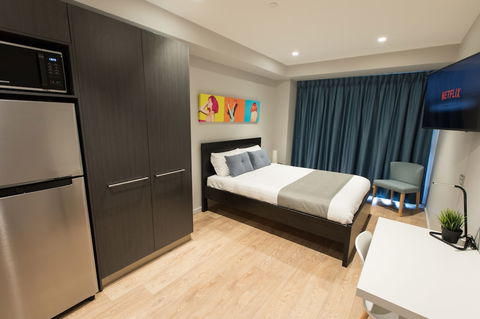 Studio 8 Residences - Adults Only - Accommodation Perth 4
