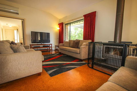 Mystic Mountain Lodge - Perth Resorts 5