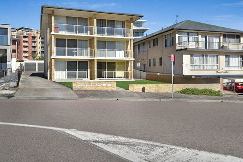 Waterviews On Marine Parade 3 / 32 - Accommodation Perth 1