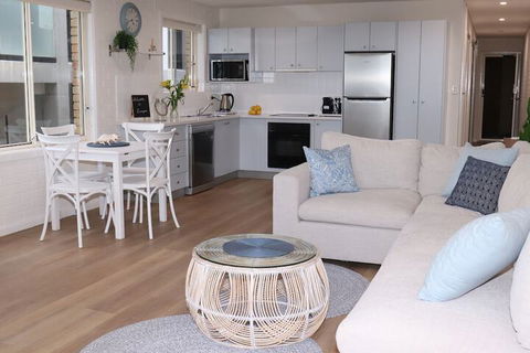 Waterviews On Marine Parade 3 / 32 - Accommodation Perth 6