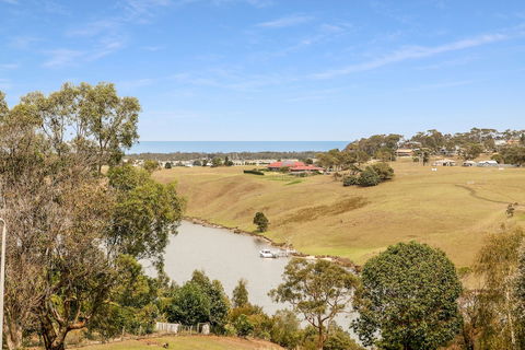 Nautilus - Accommodation Perth 1