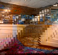 Golden Grain Motor Inn - Accommodation Perth