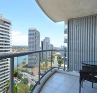 Absolute Luxury at Chevron Towers - Accommodation Perth