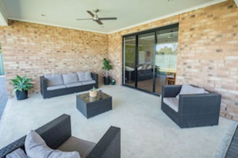 Barossa Family Holiday Home - Accommodation Perth 0