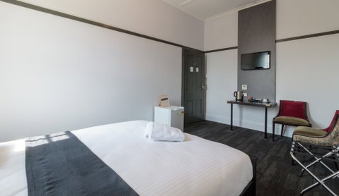 Royal Hotel Ryde - Accommodation Perth 0