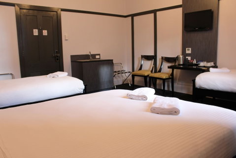 Royal Hotel Ryde - Accommodation Perth 2