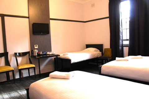 Royal Hotel Ryde - Accommodation Perth 5