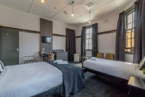 Royal Hotel Ryde - Accommodation Perth 3