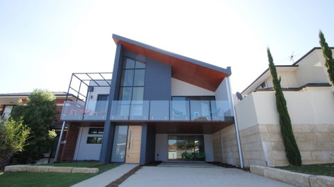 Sunset Place Apartments - Accommodation Perth 0