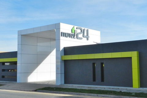 Motel 24 - Accommodation Perth 2