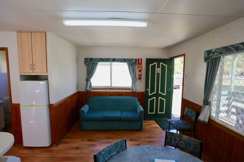 Jenolan Holiday Park - Campsite - Accommodation Perth 6