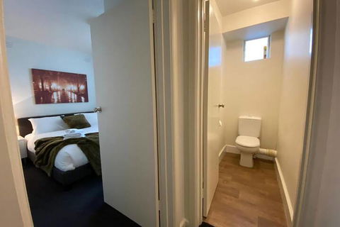Melbourne Beachside Apartment - Accommodation Perth 4