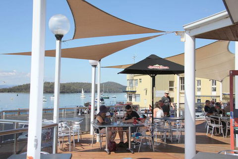 Beauty Point Waterfront Hotel - Accommodation Perth 7
