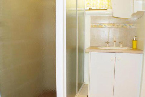 West End Retreat - Accommodation Perth 6