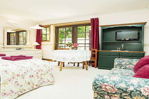 Kalimna Spa Room - Perth Resorts 4