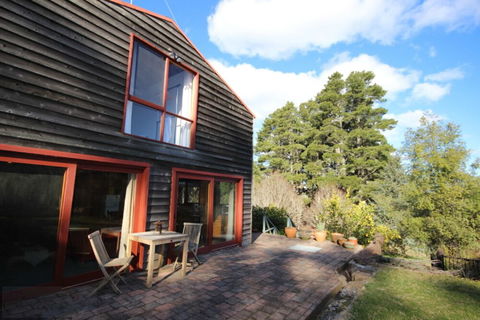 Rutland Cottage - Accommodation Perth 2