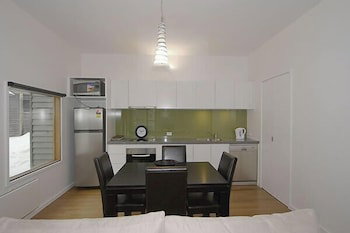 Triggerplant 1 - Accommodation Perth 6