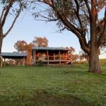 Gaddleen Grove Cottages - Accommodation Perth 0