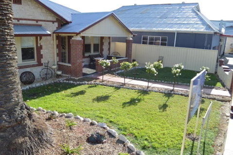 Two Cow Cottage Bed & Breakfast - Perth Resorts 4