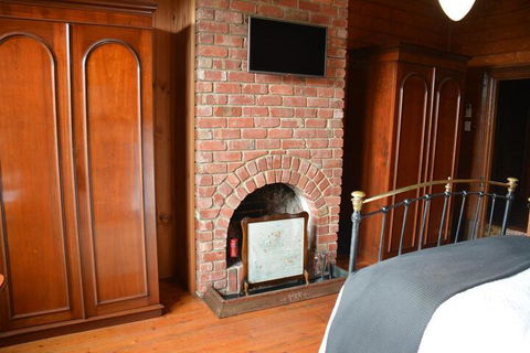 Portarlington Vicarage - Perth Resorts 0