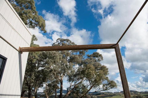 Dragonfly Cottages - Accommodation Perth 2