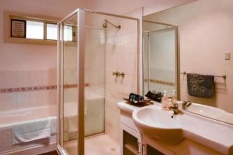 Lake Tyrrell Accommodation - Perth Resorts 5