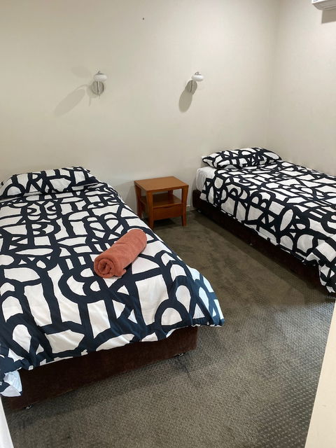 Black Rock Inn - Perth Resorts 3
