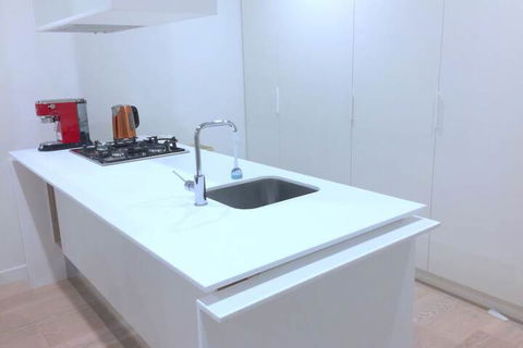 Brand New Stunning Home With Garden - Accommodation Perth 4