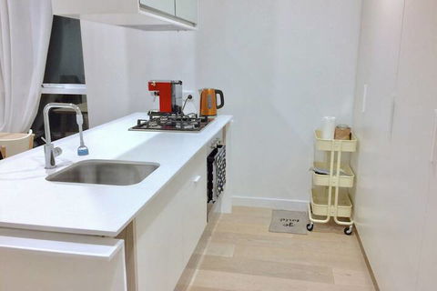 Brand New Stunning Home With Garden - Accommodation Perth 5