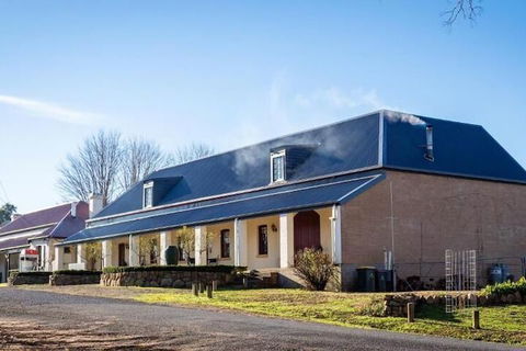 Brigham House - Accommodation Perth 2