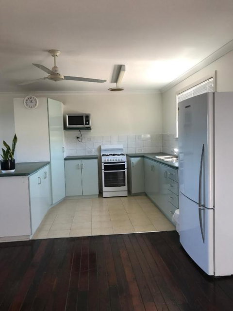 Best Beach Villa - Accommodation Perth 2