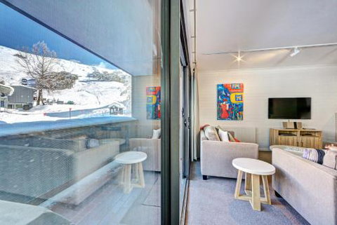 Snow Ski Apartments 36 - Accommodation Perth 3