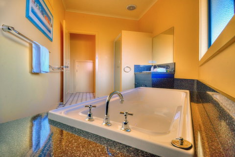 Forest Edge - Accommodation Perth 3