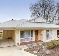 Edwards Rose - Accommodation Perth