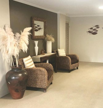 Oceania Beachside Holiday Apartments - Accommodation Perth 6