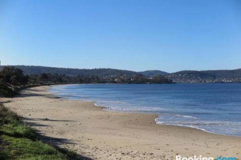 Beachside Rest - Perth Resorts 3