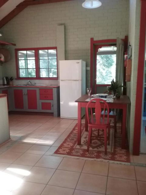 Narrawallee Creek Studio - Accommodation Perth 4