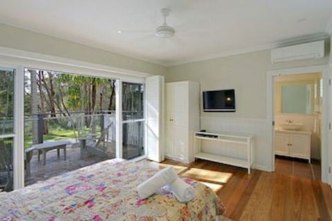 Away On Belongil Fields - Accommodation Perth 7
