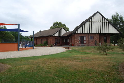 Greenvale Holiday Units - Accommodation Perth 2