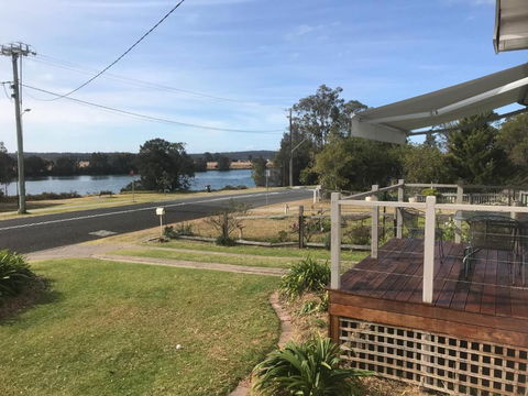 Moruya Holiday House - Perth Resorts 5
